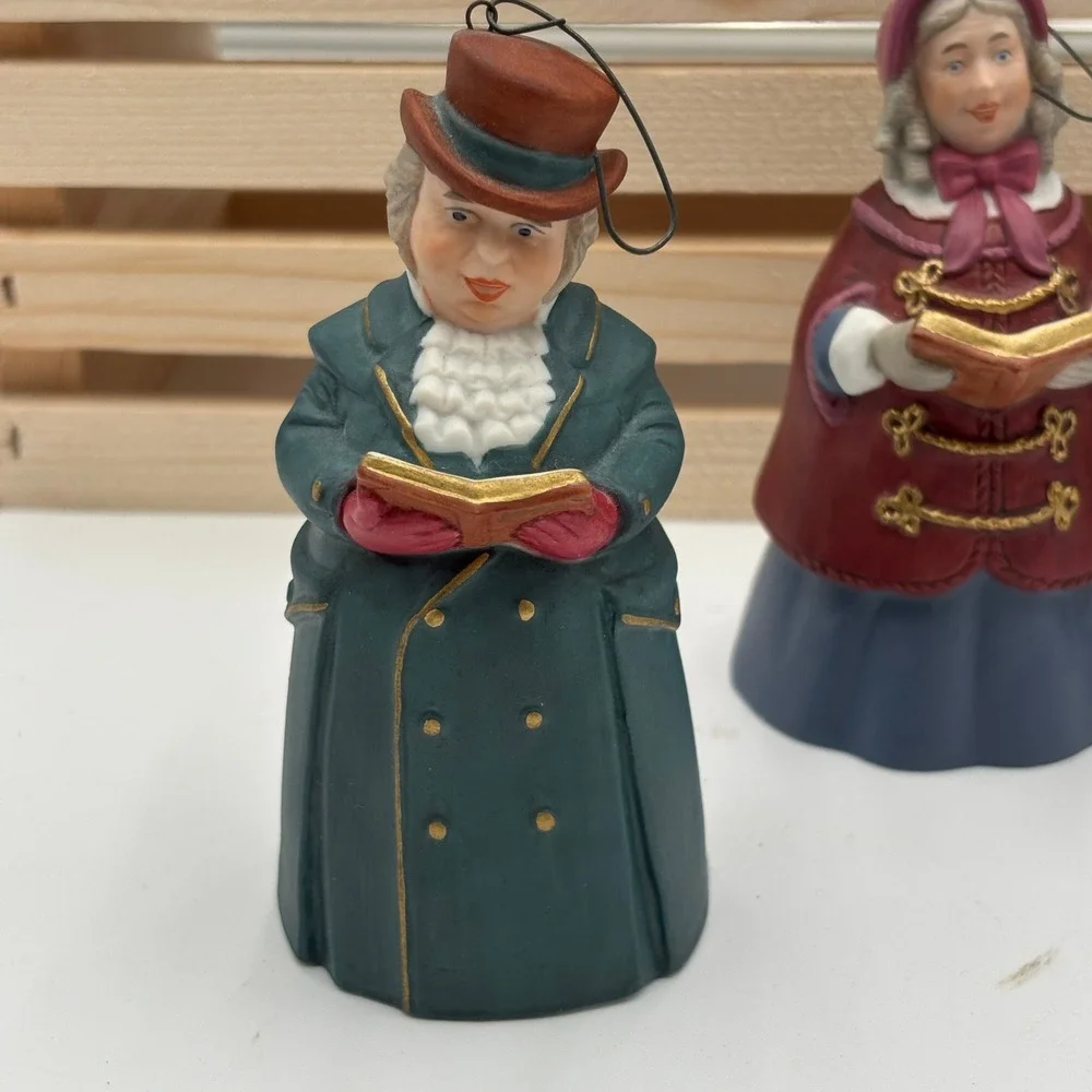 Hallmark Dickens Caroler Bell Set Mr Ashbourne Mrs Beaumont Lord‎ Chadwick 1990s